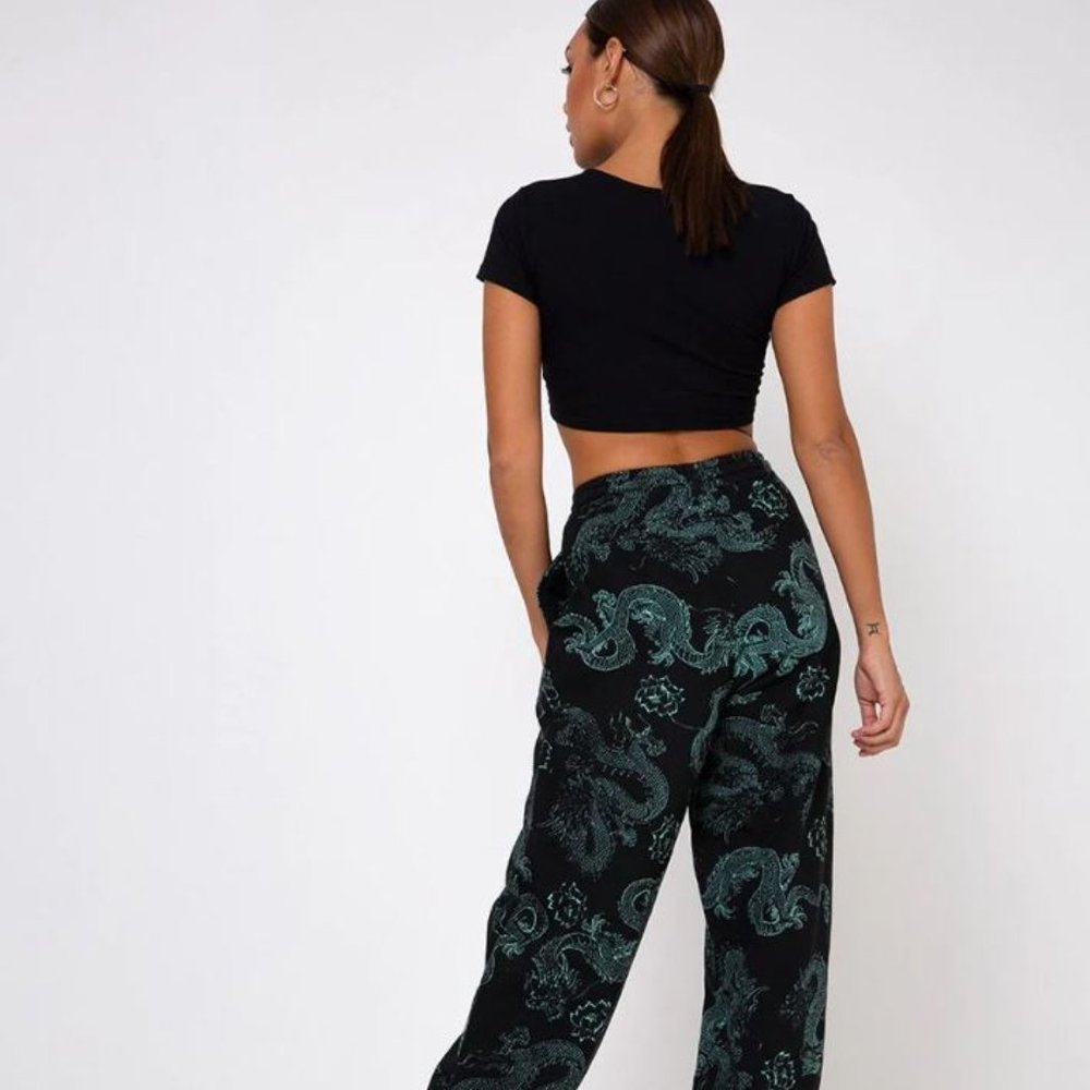 Motel Rocks Double Dragon Graphic Crop Top - Size S - Picture 7 of 10
